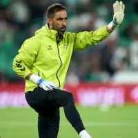 Formador de Bravo advierte que \&#039;él no está convencido de jugar en Chile\&#039;
