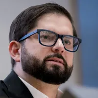 Encuesta Criteria: Los resultados que complican a Gabriel Boric