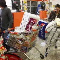 Revisa si los supermercados y el comercio abrirá el feriado del martes 15 de agosto