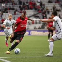 ¡Le anularon un gol! Vidal protagonista en triunfo del Paranaense