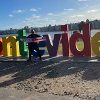 Chapulín en Uruguay para ver a la Roja: se defiende del castigo