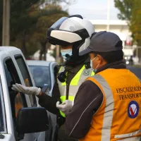 ¿Qué multas hay si no grabo la patente en los vidrios y espejos de mi vehículo?