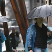 ¿A qué hora llueve? Esto dice el pronóstico sobre en qué momento cae la lluvia en Santiago