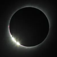 Eclipse solar 2023: ¿A qué hora es y dónde ver EN VIVO?