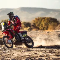 Quintanilla prueba nuevo moto en Rally de Marruecos
