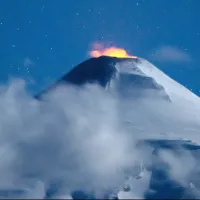 ¿Cuáles son los volcanes activos de mayor riesgo en Chile?