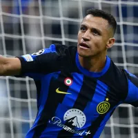 Prensa italiana loca con Alexis: 'El león vuelve a rugir'