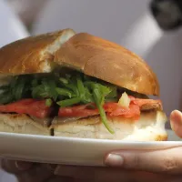 Este viernes es el Día del Sándwich: Chacarero y Barros Luco entre los favoritos de los chilenos