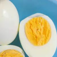 ¿Cómo hacer huevos duros? Descubre cuál es el punto perfecto para hacer huevos a la copa