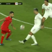 Mago Valdivia brilla y babea por Ronaldinho en el Partido de Leyendas