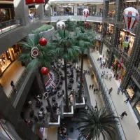 ¿A qué hora cierran los mall hoy viernes 15 de diciembre? Horarios previo al feriado del 17