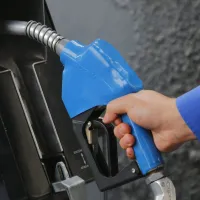 ¿Sube o baja la bencina en Chile? ENAP anuncia cambio en el valor de los combustibles