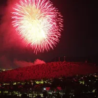 ¿Habrá fuegos artificiales? Así será Año Nuevo en Santiago ante la cancelación de la Torre Entel