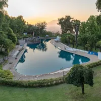 ¿Dónde hay piscinas en verano? Revisa los lugares y precios en Santiago