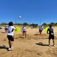 Colo Colo inicia su pretemporada en Uruguay con duros trabajos en la arena