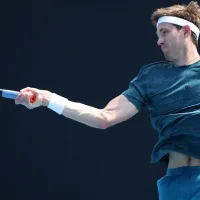 Jarry pagará millonaria multa por error que le costó eliminación en Australian Open