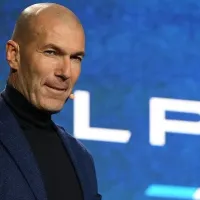 Zinedine Zidane se luce en la presentación del auto del equipo Alpine para la F1 en 2024