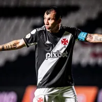 \&#039;Repugnante\&#039;: Expulsan a Gary Medel por doble empujón y Vasco pide la suspensión del árbitro