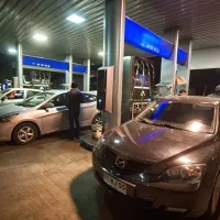 ¿Sube o baja la bencina? Revisa que pasa con el precio de los combustibles esta semana