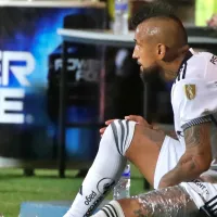 Maxi Falcón le devuelve el alma al cuerpo a los colocolinos: “Lo de Vidal fue solo un apretón”