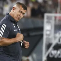 Jorge Almirón reconoce roces en Colo Colo, pero llama a resolverlos en la interna: \&#039;Se arregla en casa\&#039;