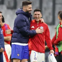 ¡Notable! UC felicita a Giroud por llevarse la camiseta de \&#039;Marcelino Núñez, uno de los mejores del mundo”.