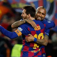 Vidal calla a sus críticos con foto del recuerdo junto a Messi y polémica canción: 'Que se muera todo el que de mí...'