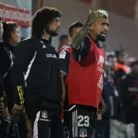 Vidal se 'estrena' como DT en Colo Colo y recibe críticas: 'Toma un rol que no le pertenece'