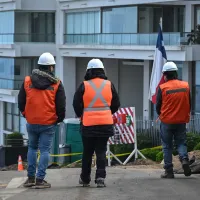 ¿Qué trabajadores quedan fuera de la reducción a 44 horas laborales a la semana en Chile?