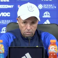 Gustavo Álvarez casi estalla: el enojo del DT de la U en la previa al duelo ante Huachipato