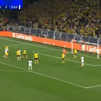 Increíble mala suerte del PSG contra Borussia Dortmund en Champions: dos palos en segundos