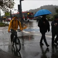 ¿Cuándo vuelve a llover en Santiago? Alertan de otro intenso sistema frontal en la capital