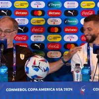 Bielsa vive notable chascarro con Bentancur en conferencia: “Para que sepan mi influencia en la mente de los jugadores”