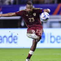 Golazo de casi media cancha de Salomón Rondón en Venezuela: ¿El mejor de la Copa América y al Puskás?