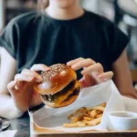 Se viene el Día de la Comida Rápida en Chile: Cuándo es y conoce los descuentos anunciados