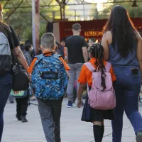 Chilenos por sobre extranjeros: Aprueban polémica indicación sobre acceso a la educación