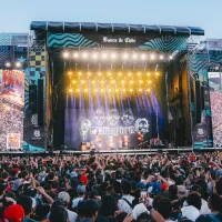 Lollapalooza Chile 2025 anuncia novedosas cabañas para asistentes que vayan en grupo