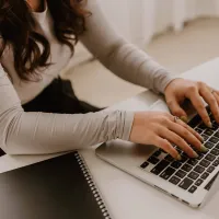 Bono Mujer Trabajadora ¿Por qué se duplica el bono este mes?