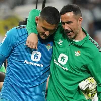 Joven arquero del Real Betis y el legado de Claudio Bravo: Lo elige su mentor y 'masterclass'