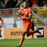 Cobreloa celebra esperado regreso de Javier Parraguez para bajar al líder U de Chile