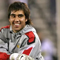 ¿Faltó el reencuentro? Colo Colo despide a Claudio Bravo tras el retiro del formado en casa