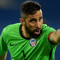 Claudio Bravo y su futuro tras anunciar el retiro: Aparece Pep Guardiola en el horizonte