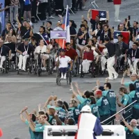 Team ParaChile se luce y destaca en desfile inaugural de Juegos Paralímpicos París 2024