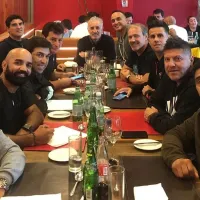 Rodrigo Barrera no está ni ahí con perder el récord en la UC: disfruta almuerzo con otros ex cracks de U de Chile