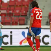 Jean Beausejour le presta ropa a Ben Brereton tras temprano reemplazo: \&#039;Él no es responsable de nada\&#039;