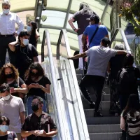 ¿A qué hora cierran los malls hoy? Horarios de este miércoles 11 de septiembre en Santiago