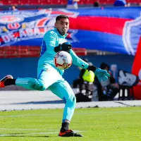 Gabriel Castellón celebra su record por U de Chile: 'No cualquiera se pone en este arco'