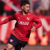 Felipe Loyola se vuelve viral por \&#039;chilenizar\&#039; a sus compañeros en Independiente