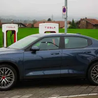 Tesla presenta Superchargers en Sudamérica: anuncian puntos de carga rápida eléctrica en Chile