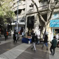 Comercios en elecciones: ¿Qué puede abrir y hasta cuando están cerrados malls y supermercados?